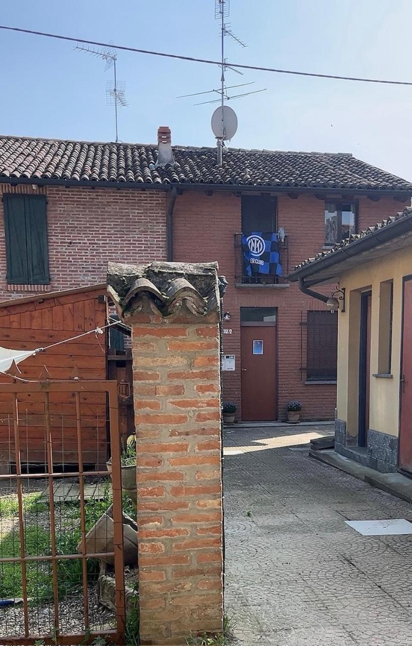 Sweet Home Aurora Trivolzio Dış mekan fotoğraf